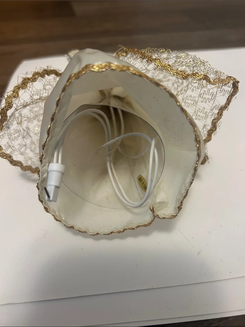N/A delicate gold